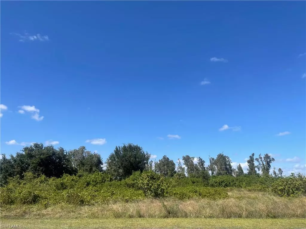 Lehigh Acres, FL 33974,510 Palora AVE