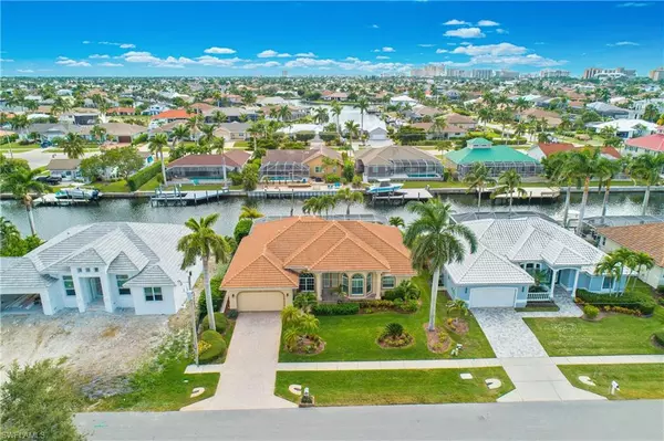 Marco Island, FL 34145,1085 Cottonwood CT