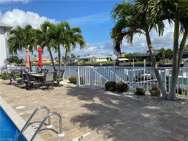 Cape Coral, FL 33904,3927 SE 11th PL #107