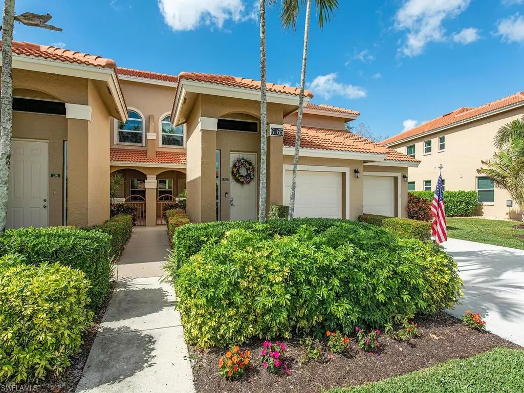 Naples, FL 34119,6765 Huntington Lakes CIR #102