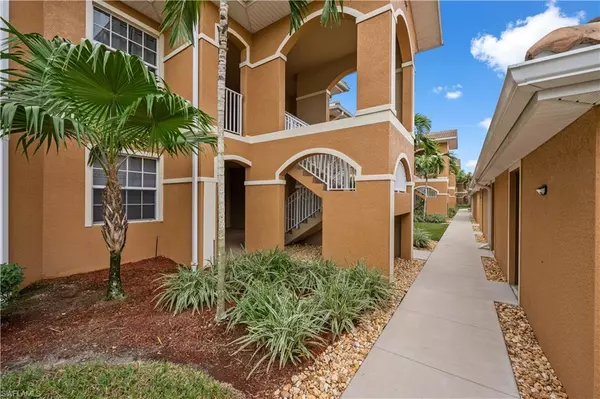 Cape Coral, FL 33909,1102 Winding Pines CIR #104