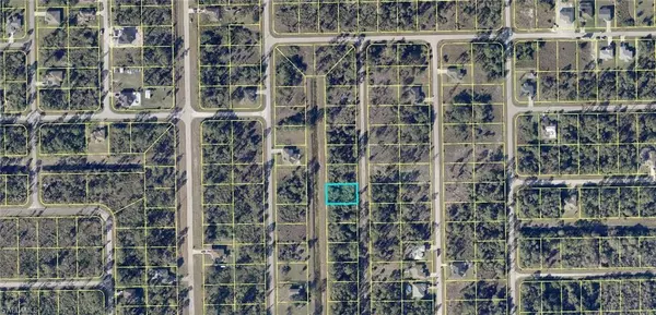 430 Lampion AVE S, Lehigh Acres, FL 33974