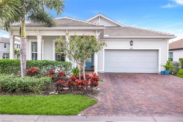 3834 Helmsman DR, Naples, FL 34120