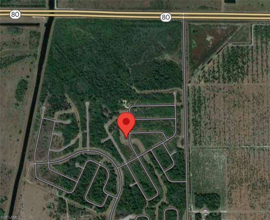 Labelle, FL 33935,210 Moonlight LN
