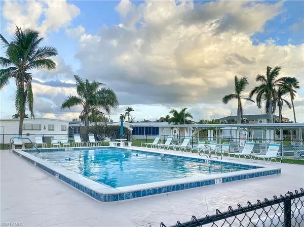 Fort Myers, FL 33908,223 Derwent BLVD W