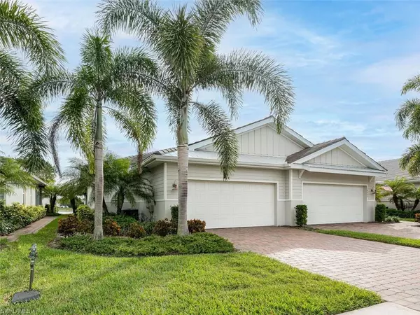 Naples, FL 34114,14522 Edgewater CIR