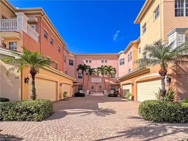 Naples, FL 34119,542 Avellino Isles CIR #10102