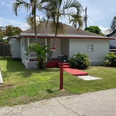 36 Cypress ST, North Fort Myers, FL 33903