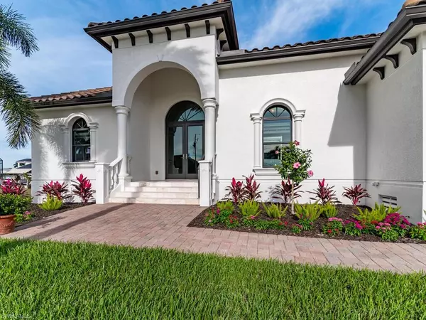 Marco Island, FL 34145,1232 Mistletoe CT