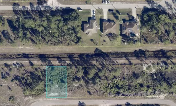 1049 Dearborn ST, Lehigh Acres, FL 33974