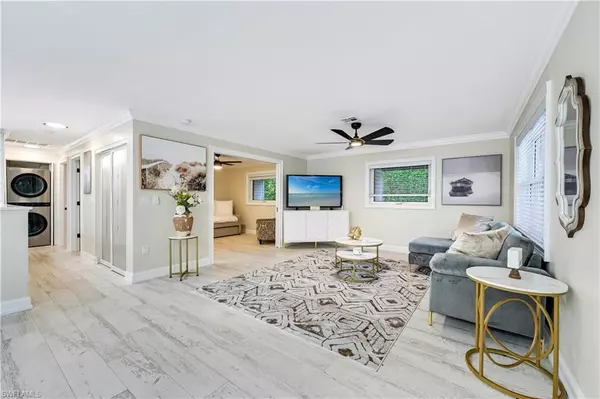 1375 Chesapeake AVE #A-2, Naples, FL 34102