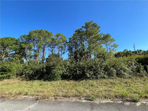 Labelle, FL 33935,613 Nassau CIR