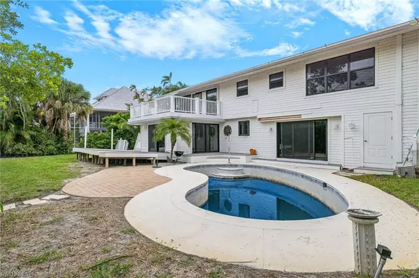 Sanibel, FL 33957,931 S Yachtsman DR