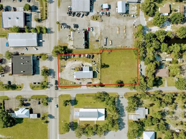 Labelle, FL 33935,329 S Bridge ST