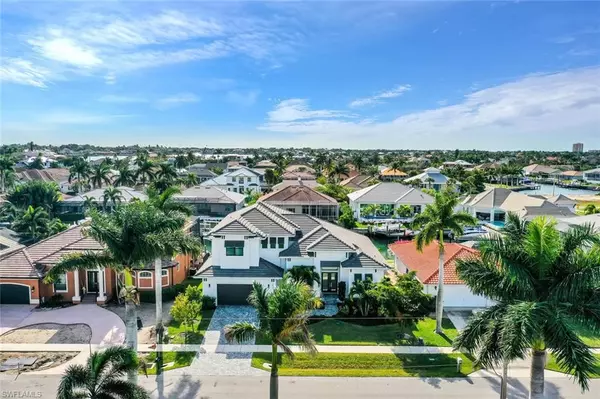 Marco Island, FL 34145,1621 Begonia CT