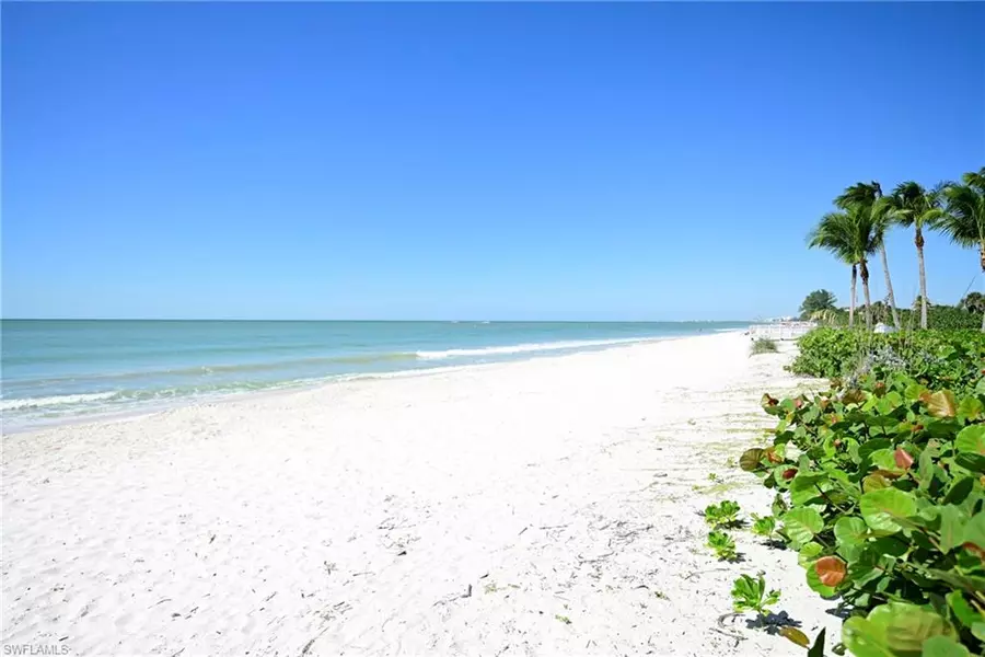 108 Guadeloupe LN, Bonita Springs, FL 34134