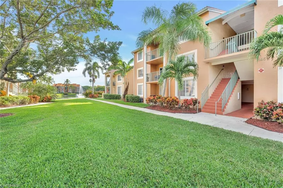 1195 Wildwood Lakes BLVD #6-306, Naples, FL 34104