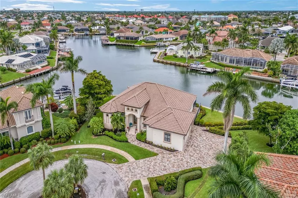 Marco Island, FL 34145,1090 Dill CT