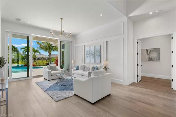 Naples, FL 34110,16716 Enclave CIR