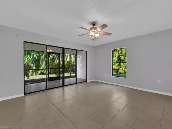 Naples, FL 34110,151 Cypress WAY E #E-104