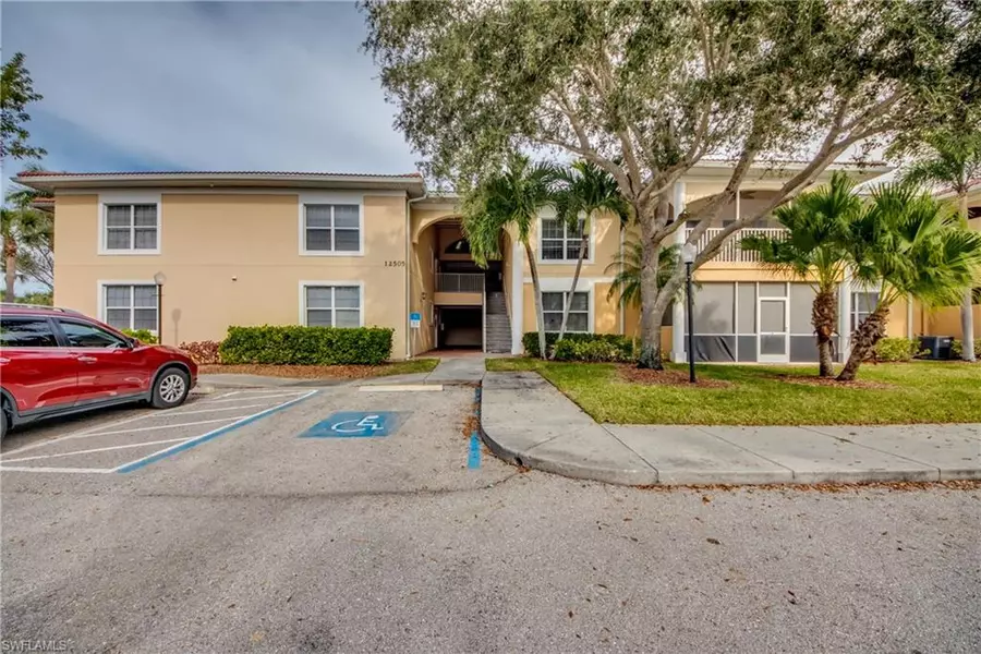 12505 McGregor BLVD #205, Fort Myers, FL 33919