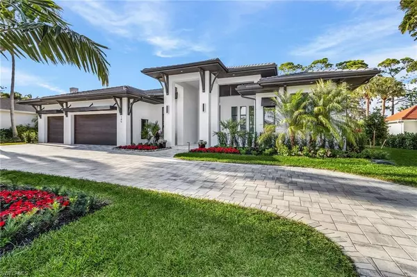 Naples, FL 34110,145 CHESHIRE WAY