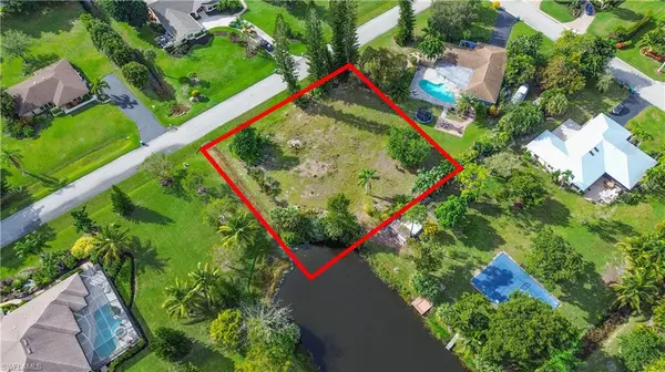 1585 Golden Harvest LN, Naples, FL 34109