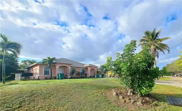 4580 24th PL SW, Naples, FL 34116