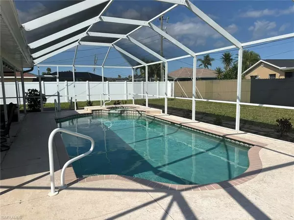 Cape Coral, FL 33914,401 SW 39th TER