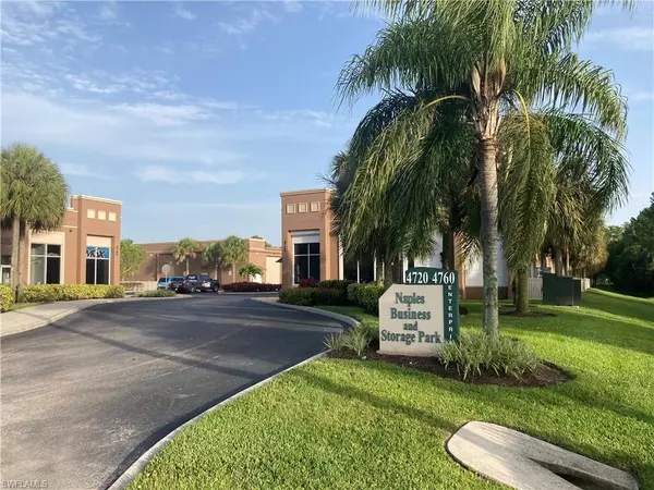 4720 Enterprise AVE #501, Naples, FL 34104