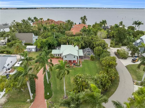 5606 Sundown Harbor CT, Fort Myers, FL 33919