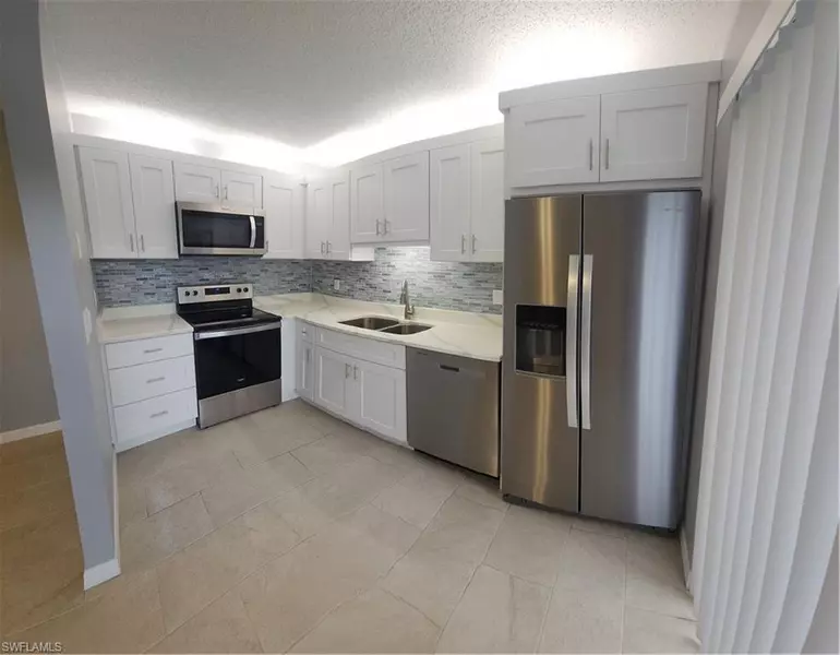 1538 Park Meadows DR #2, Fort Myers, FL 33907