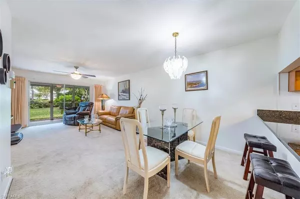 Naples, FL 34112,1714 Kings Lake BLVD #2-103