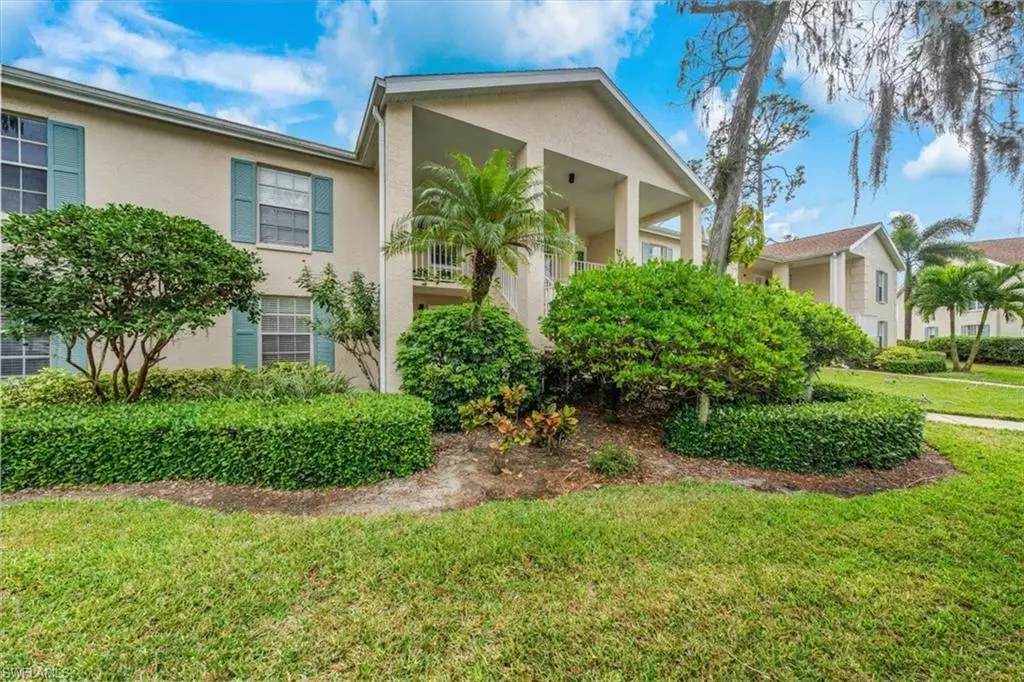 Naples, FL 34112,1714 Kings Lake BLVD #2-103