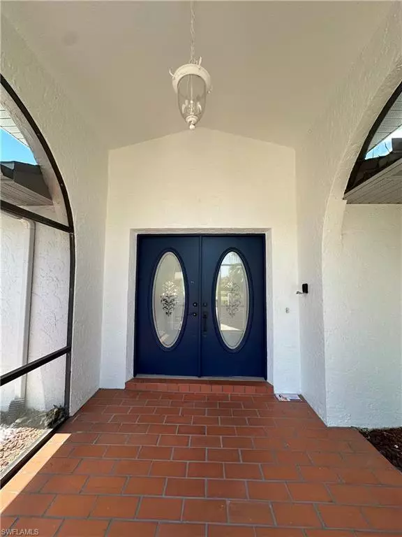 Cape Coral, FL 33990,1922 SE 10th PL