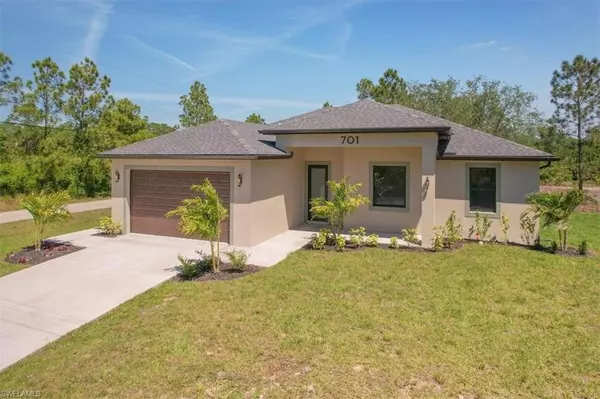 701 E 11th ST, Lehigh Acres, FL 33972