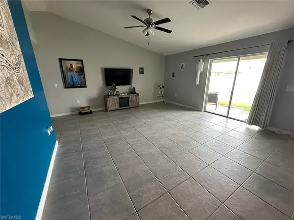 Fort Myers, FL 33913,828 Sea Urchin CIR