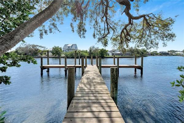 27396 Hidden River CT, Bonita Springs, FL 34134