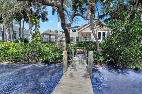 Bonita Springs, FL 34134,27396 Hidden River CT