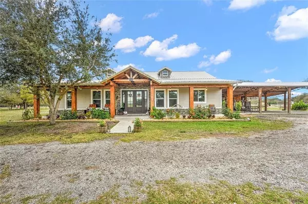 2010 Frontier CIR, Labelle, FL 33935