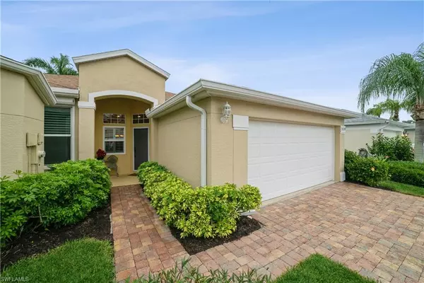 Naples, FL 34110,15124 Sterling Oaks DR