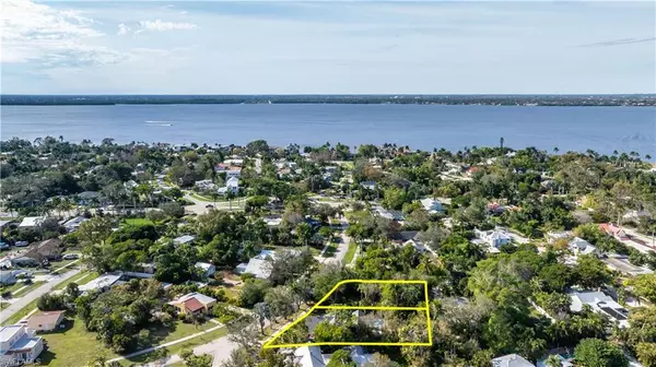 Fort Myers, FL 33901,NE 1461 Barcelona AVE