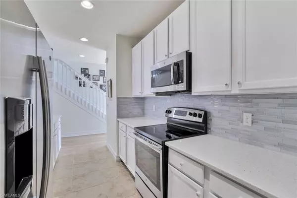 Naples, FL 34120,7762 Bristol CIR