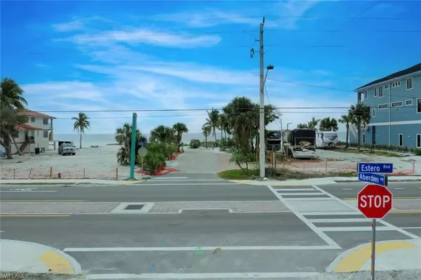 Fort Myers Beach, FL 33931,5780 Lauder ST