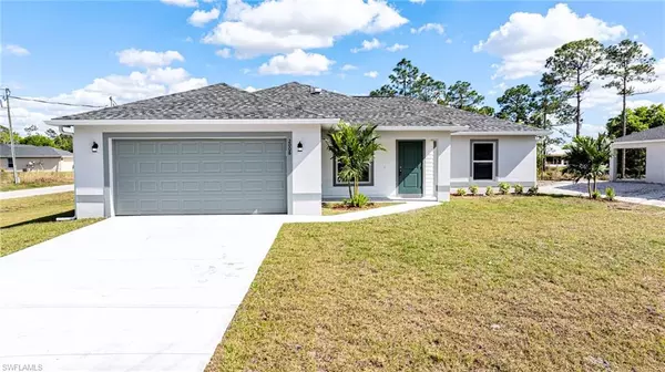 2008 Welby LN, Lehigh Acres, FL 33972