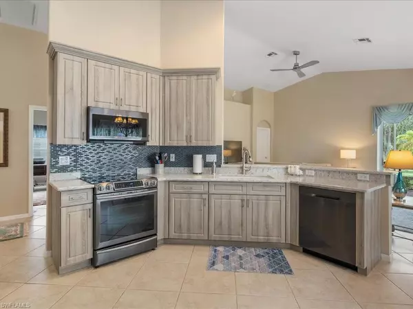 Naples, FL 34104,251 Glen Eagle CIR