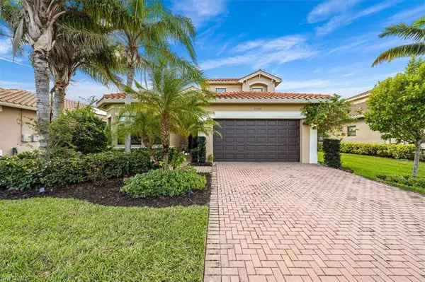 Naples, FL 34109,13708 Luna DR