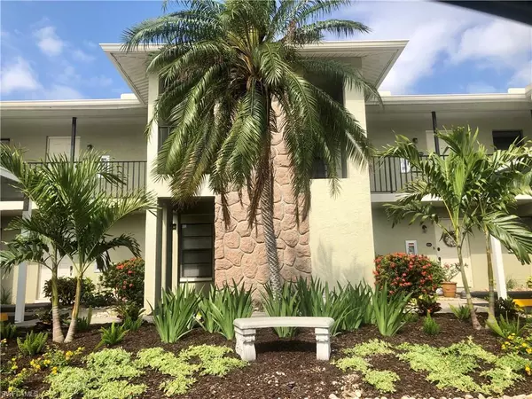 4622 SW Santa Barbara PL #211,  Cape Coral,  FL 33914