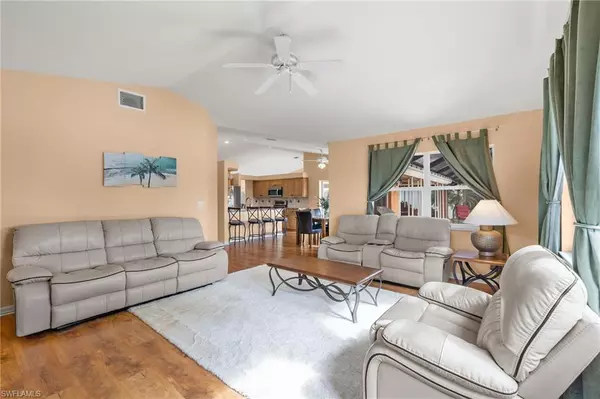 Fort Myers, FL 33908,8907 Wellington Lakes CT