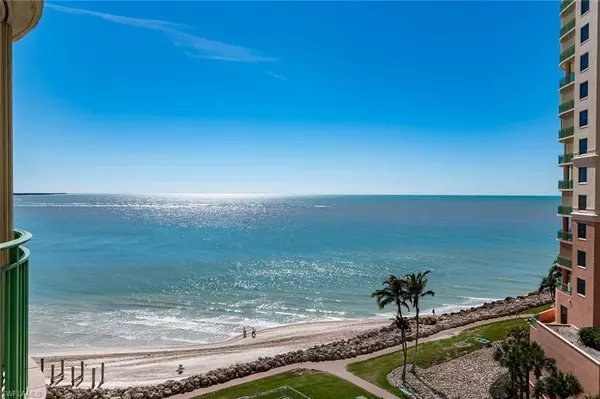 Marco Island, FL 34145,980 Cape Marco DR #808